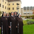 V. l.: .: Sr. M. Imelda, Generalvikarin Sr. M. Friedburga, Sr. M. Rosa, Generaloberin Sr. M. Barbara und Sr. M. Klara. © Elisabethinen Linz / V. l.: .: Sr. M. Imelda, Generalvikarin Sr. M. Friedburga, Sr. M. Rosa, Generaloberin Sr. M. Barbara und Sr. M. Klara. © Elisabethinen Linz V. l.: .: Sr. M. Imelda, Generalvikarin Sr. M. Friedburga, Sr. M. Rosa, Generaloberin Sr. M. Barbara und Sr. M. Klara. © Elisabethinen Linz